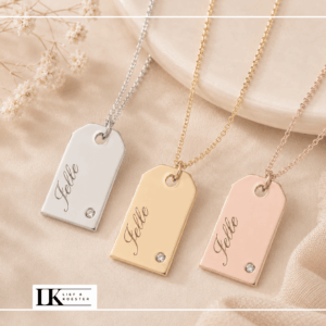Plaatje met steentje ketting